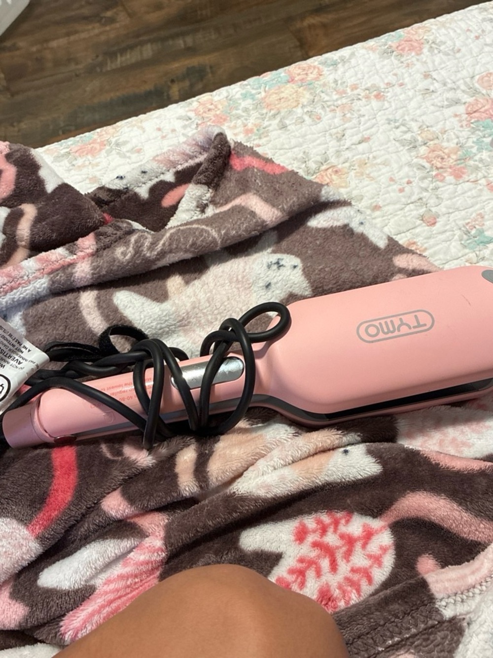 TYMO hair crimper - Sleek Ceramic Styling Iron